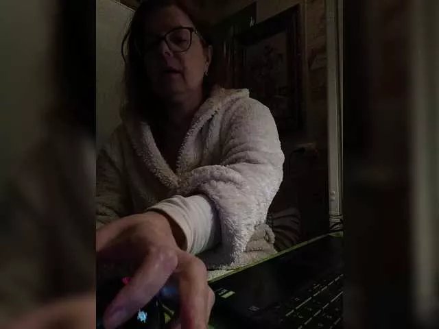 HelenBerg on BongaCams