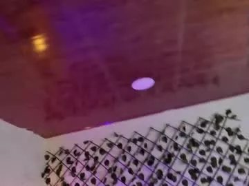 andreina26_ on Chaturbate