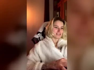 asya_new — Play with tits  [269 tokens remaining]