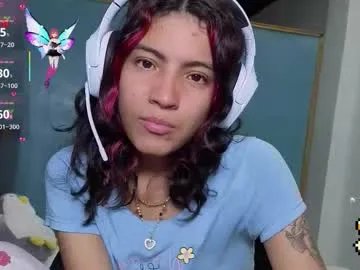 helia_n_amy on Chaturbate