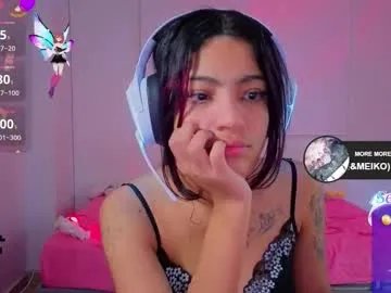 helia_n_amy on Chaturbate
