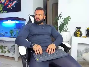 johnnygrayson_ on Chaturbate