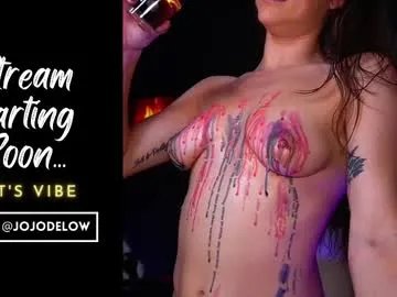 jojodelow on Chaturbate