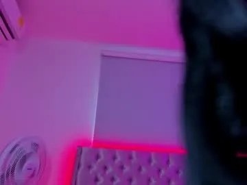 kitty_violet11 — GOAL: Sexy Dance [206 tokens remaining] Welcome to my room! #young #bigboobs #teen #cute #asian