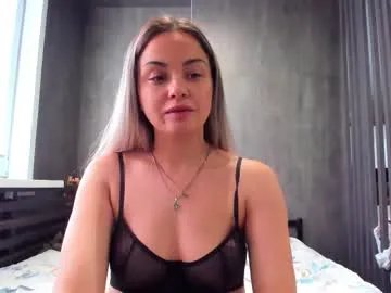 mia___mur — GOAL: naked [200 tokens remaining] give me pleasure !!! Lovense #natural #teen #jony #naked #squirt #cum #anal #tatoo #bigass #shower #young Tip Goal