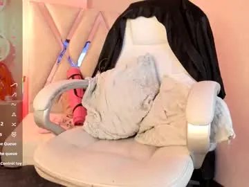 nanit_l — can you help me to squirt,  intagram nanit_ll! #fuckmachine #lesbian #latina #anal #bbc