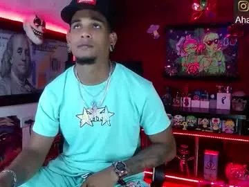 sexo_aharon —  Cum show    #ebony #party #smoke #young #bi #c2c #lovense #cum #latino #daddy #bbc [717 tokens remaining]