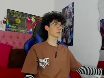 syriussz — Welcome in! help me buy a Bad Dragon dildo please [570 tokens remaining] #young #18 #femboy #twink #boy