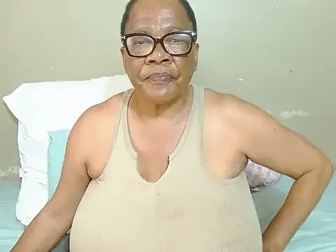 DairyQueen2 — Private on StripChat