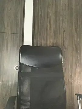 Liloo8923 — CREMA CALIENTE PARA LAS TETAS