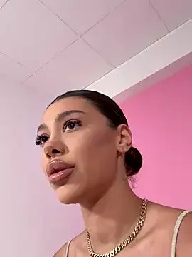 NatyDesiree on StripChat