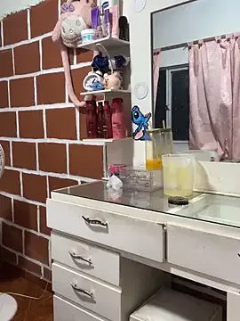 Rachellcooperrr on StripChat