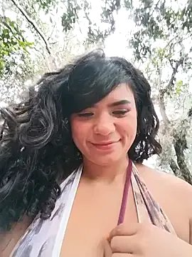 Simone_Miller on StripChat