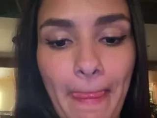 cheerrybomb from CamSoda