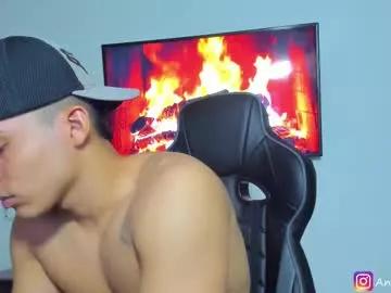 Check out our webcam shows gallery and message on a personal level with our sweet squirt cams hosts, showing off their natural physiques and sex toys.