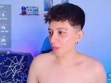 arontroy_wi from Chaturbate is Freechat