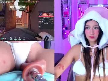 Check out our webcam shows gallery and message on a personal level with our sweet squirt cams hosts, showing off their natural physiques and sex toys.