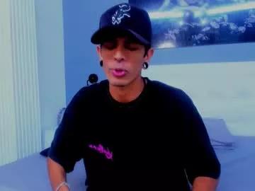 chris_newman from Chaturbate is Freechat