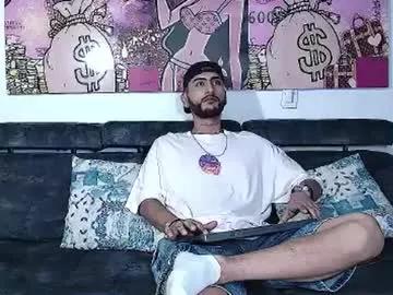 chris_xl01 from Chaturbate is Freechat