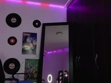 cristin_moon from Chaturbate is Freechat
