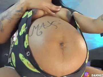danniela_ferrer_v from Chaturbate is Freechat