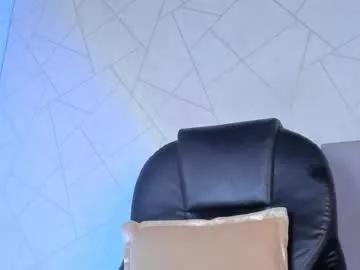 dennis_munera from Chaturbate