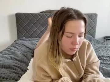 ember_bunny from Chaturbate