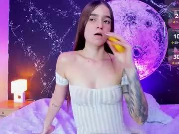 Check out our webcam shows gallery and message on a personal level with our sweet squirt cams hosts, showing off their natural physiques and sex toys.