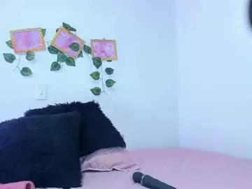 evelin_millerr from Chaturbate
