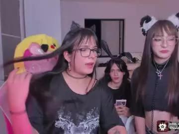 Check out our webcam shows gallery and message on a personal level with our sweet squirt cams hosts, showing off their natural physiques and sex toys.