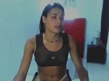 issa_kitty from Chaturbate is Freechat