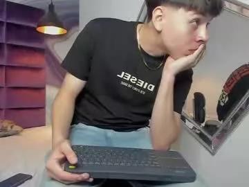 jake_blue_ from Chaturbate is Freechat