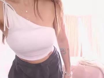 Check out our webcam shows gallery and message on a personal level with our sweet squirt cams hosts, showing off their natural physiques and sex toys.