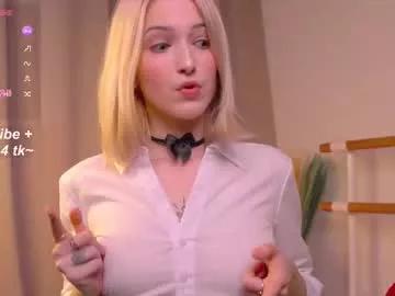 kisskiss_muah from Chaturbate is Freechat