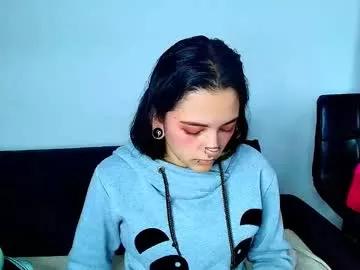 kitty_ravee from Chaturbate is Freechat