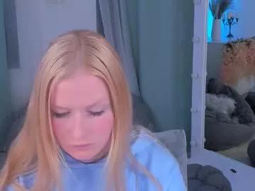 laly_peach from Chaturbate is Freechat