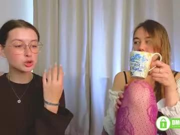 lily_aurum from Chaturbate is Freechat