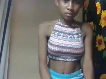 littleyanah from Chaturbate is Freechat