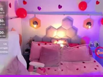 Check out our webcam shows gallery and message on a personal level with our sweet squirt cams hosts, showing off their natural physiques and sex toys.