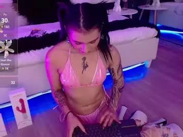 Check out our webcam shows gallery and message on a personal level with our sweet squirt cams hosts, showing off their natural physiques and sex toys.