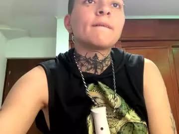 noah_martini from Chaturbate is Freechat