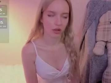 oliviashowmeurlove from Chaturbate is Freechat