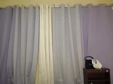 pretty_morenaxx from Chaturbate is Freechat