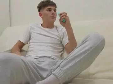 Photos of reeves_bae from Chaturbate is Freechat