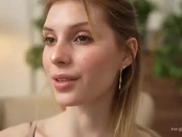 refined_style from Chaturbate is Freechat