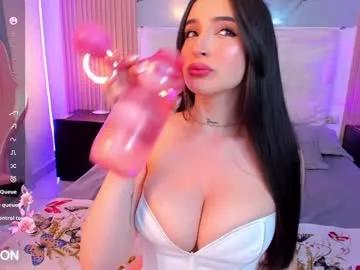 Check out our webcam shows gallery and message on a personal level with our sweet squirt cams hosts, showing off their natural physiques and sex toys.