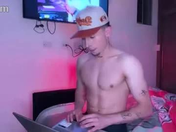 stronghardlatino from Chaturbate is Freechat