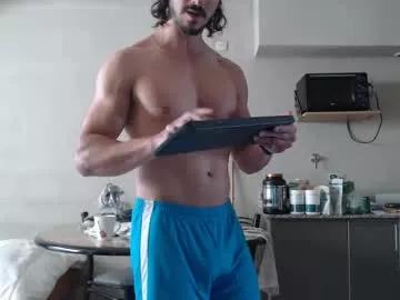 tom_show from Chaturbate is Freechat