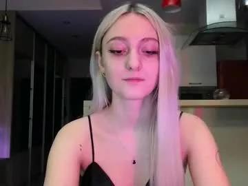white_liilly from Chaturbate is Freechat