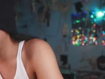 yawa__ from Chaturbate